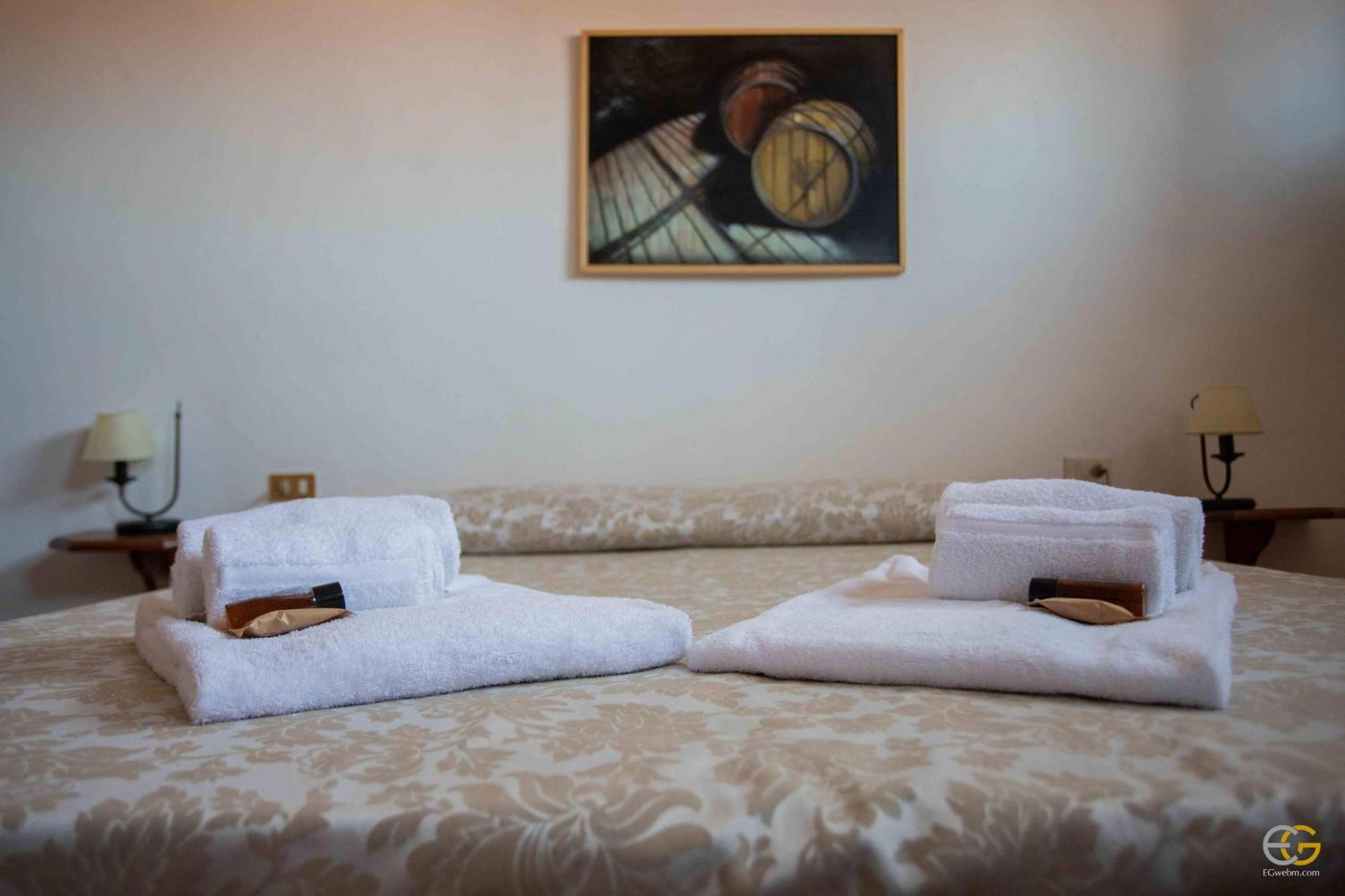Terre Di Melazzano - Le Case Di Chiara グレーヴェ・イン・キアンティ 部屋 写真
